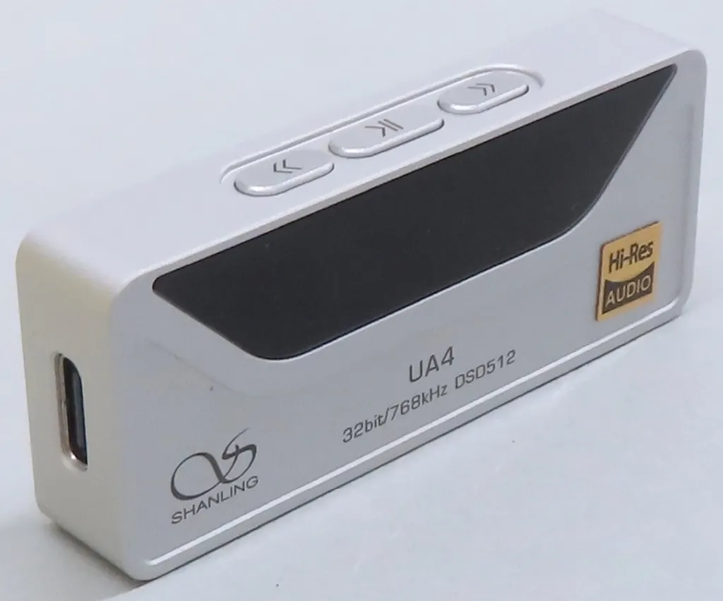 オーディオプレイヤー・コンポ　SHANLING ポータブルDACアンプ(シルバー)[UA4SV]