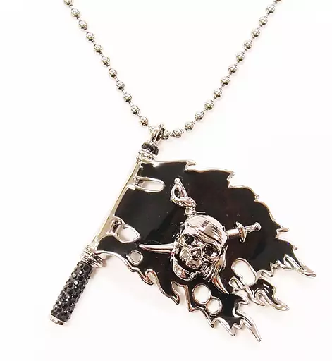 スワロフスキー　ネックレス　パイレーツオブカリビアン　海賊旗モチーフ　ドクロ 2026年最新】swarovski パイレーツの人気アイテム - メルカリ