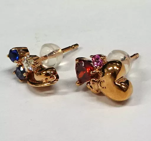 銀製品・指輪・アクセサリー　[箱欠品] TATA(ブイ) ピアス 「BT21 Collection meets SAMANTHA SILVA(サマンサシルヴァ)」 駿河屋 -<中古>[箱欠品] TATA(ブイ) ピアス 「BT21 Collection
