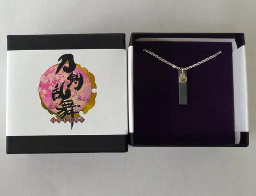 U-TREASURE×刀剣乱舞-ONLINE- 玉鋼×シルバー　三日月宗近 駿河屋 -<中古>三日月宗近 鍛刀玉鋼-黒焼- シルバー×玉鋼(通常ケース