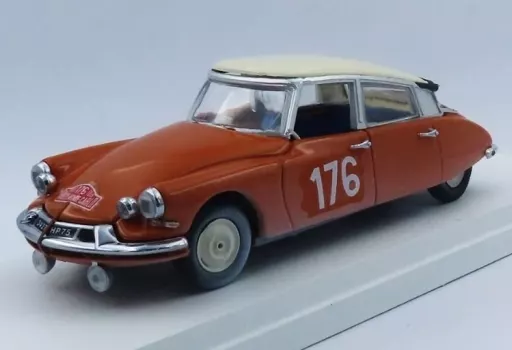 ミニカー　1/43 シトロエン ID 19 Rallye de Monte-Carlo 1959 優勝車 Coltelloni / Alexandre #176 [RIO4694]