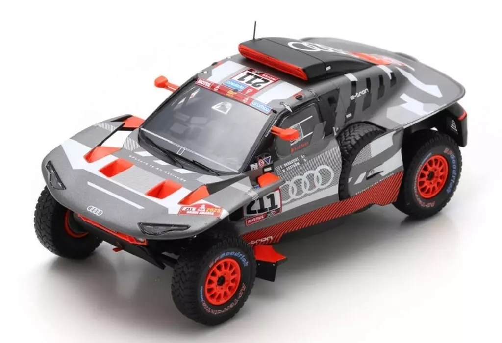 ミニカー　1/43 Audi RS Q e-tron Dakar Rally 2023 M. Ekstrom - E. Bergkvist #211 [S4557]