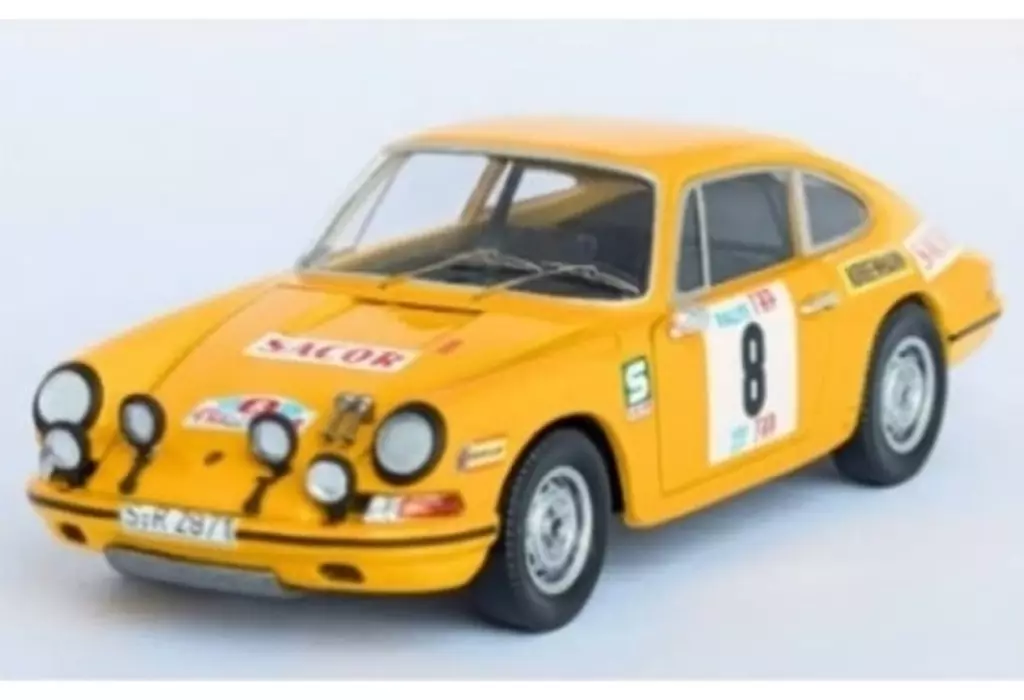 ミニカー　1/43 ポルシェ 911 S 1970年TAPラリー 3位 #8 Bjorn Waldegaard / Hans Thorszelius [dsn202]