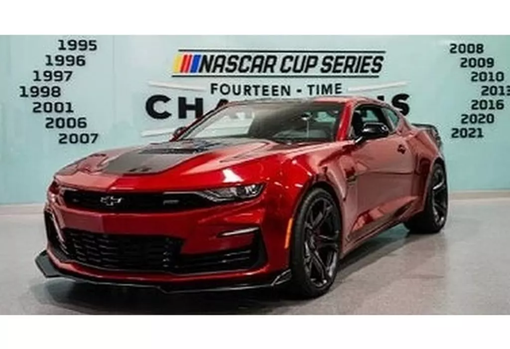 ミニカー　1/43 Hendrick Motorsports 40th Anniversary Edition Chevrolet Camaro [SP637]