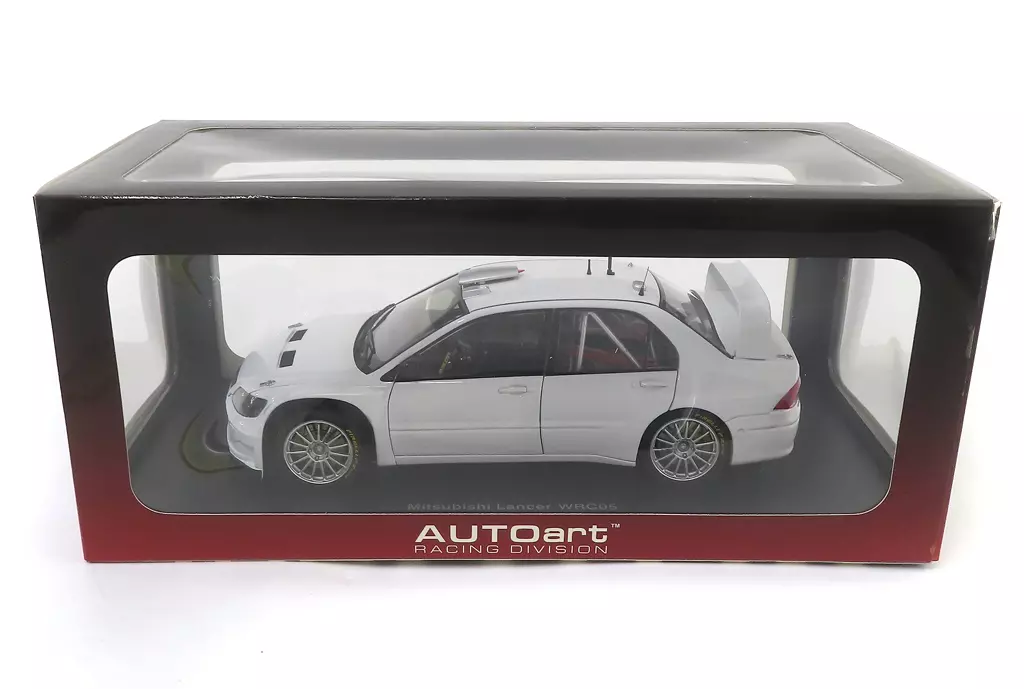 ミニカー　1/18 Mitsubishi Lancer WRC05 Plain Body Version(ホワイト) 「RACING DIVISION」 [80527]