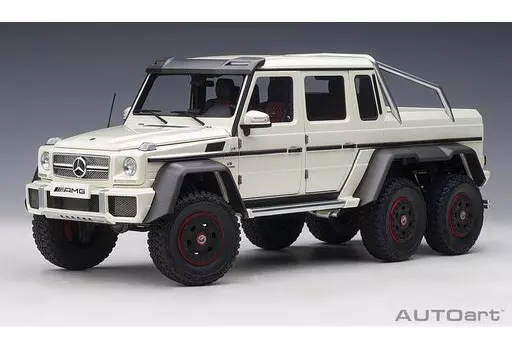 ミニカー　1/18 メルセデス・ベンツ G63 AMG 6X6（パール・ホワイト） [76307]