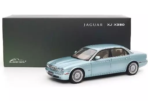ミニカー　1/18 Jaguar XJ6 X350(シーフロスト) [810503]