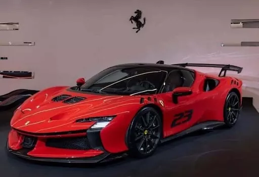 ミニカー　1/18 Ferrari SF90 XX Stradale Red Corsa 322 And Black With N. 23 ケース無 [P18237B]