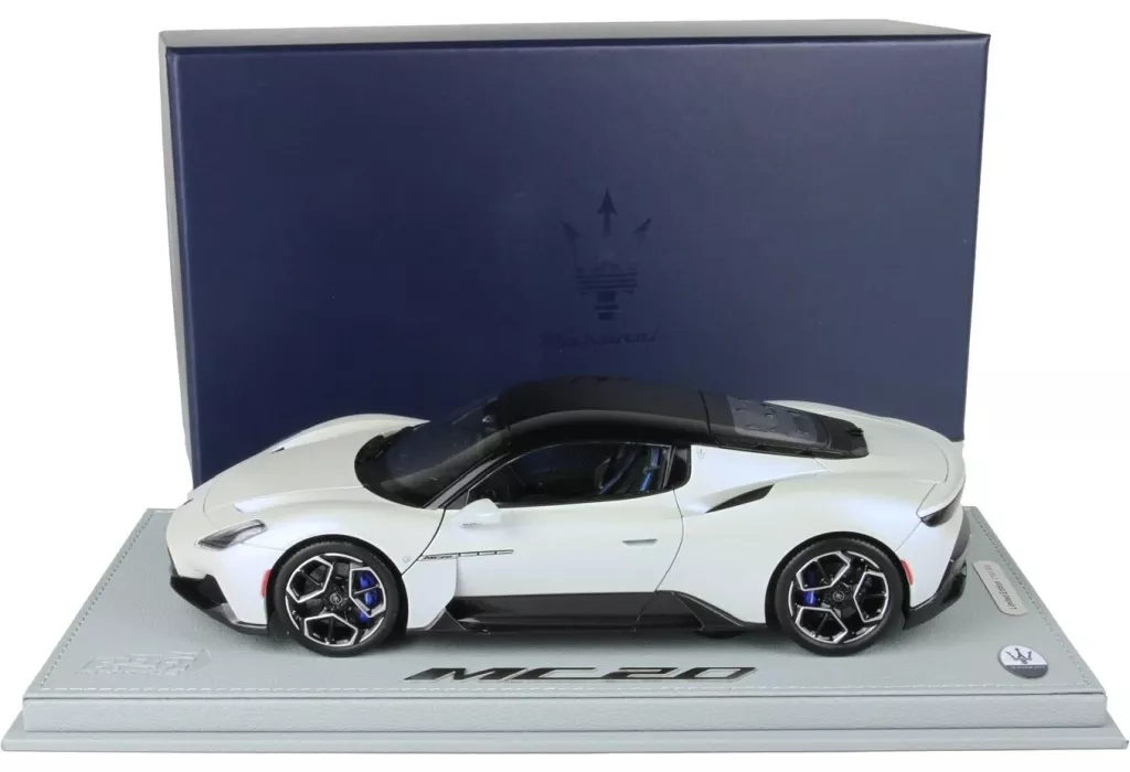 ミニカー　1/18 Maserati MC20 Die Cast Full Open- Offerta Until 2024 May 31st 2024 Special Color Bianco Audace [HE180051ABBR]