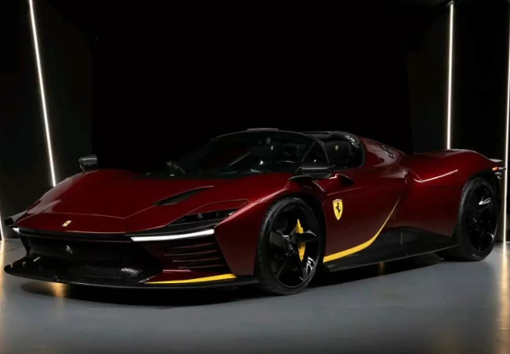 ミニカー　1/18 Ferrari SP3 Daytona open roof Ruby Red ケース無 [P18214TMM]