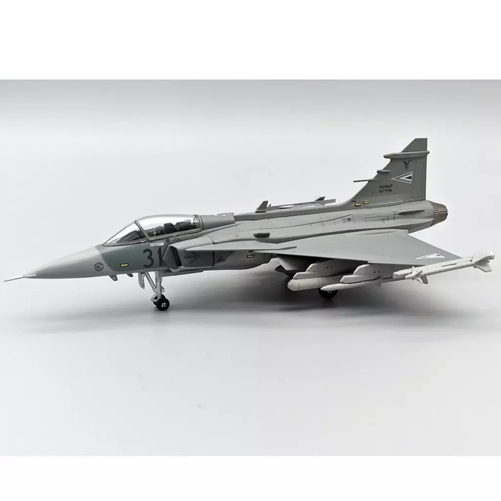 ミニカー　1/72 SAAB JAS-39 GRIPEN ハンガリー空軍 59 TFW -31 [AV72-43-009]