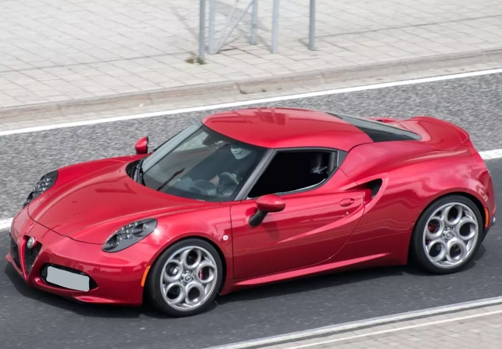 ミニカー　1/18 Alfa Romeo 4C Rosso Competizione ケース無 [P18259A]