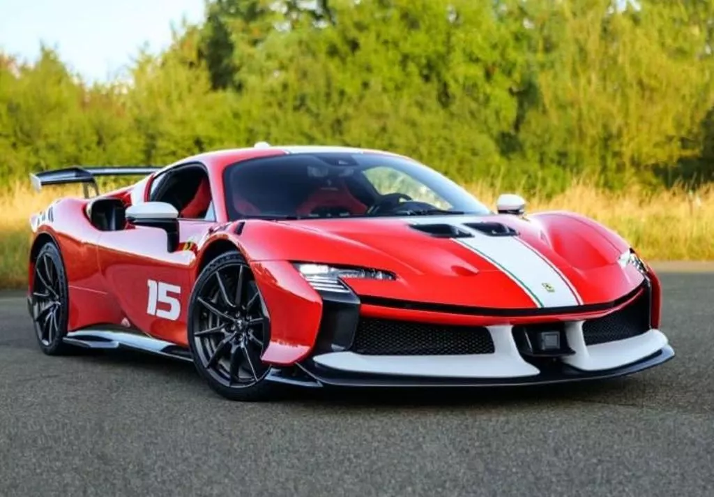 1/18 Ferrari SF90 XX Stradale Rosso F1 2004 with Italian flag stripe ケース付 [P18237TV]