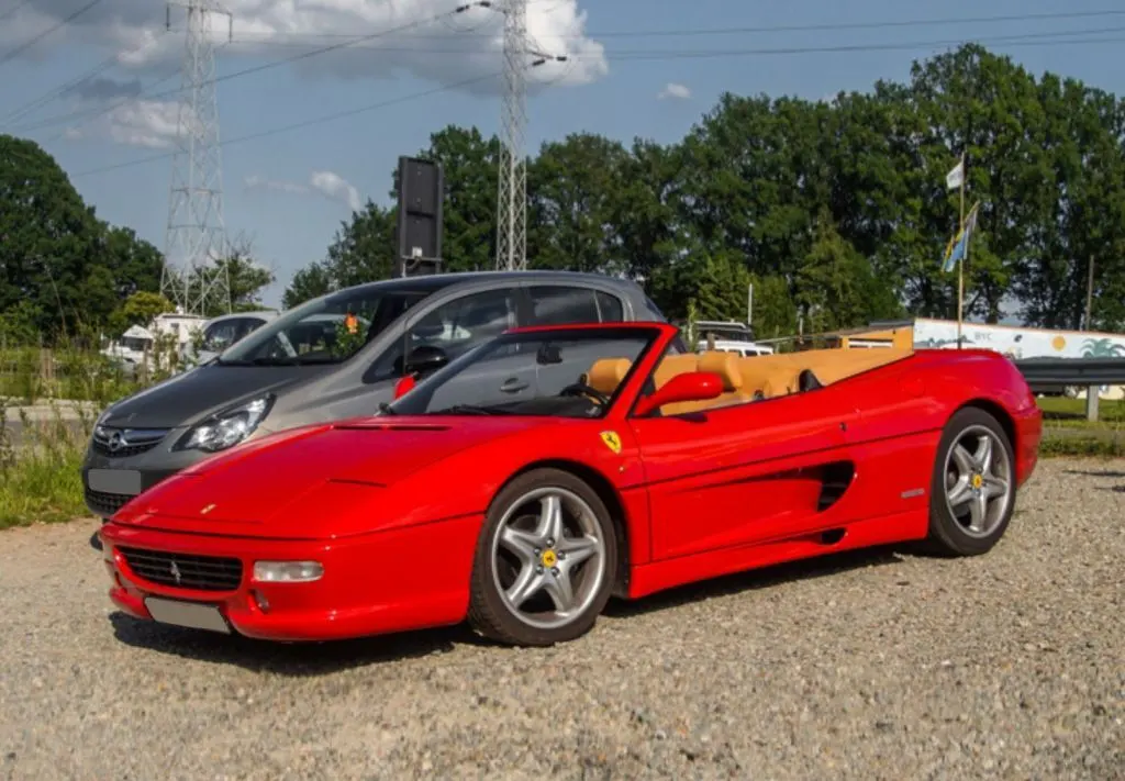 1/18 Ferrari F355 Spider manual gear Rosso Corsa - Beige interior ケース付 [P18166AV]