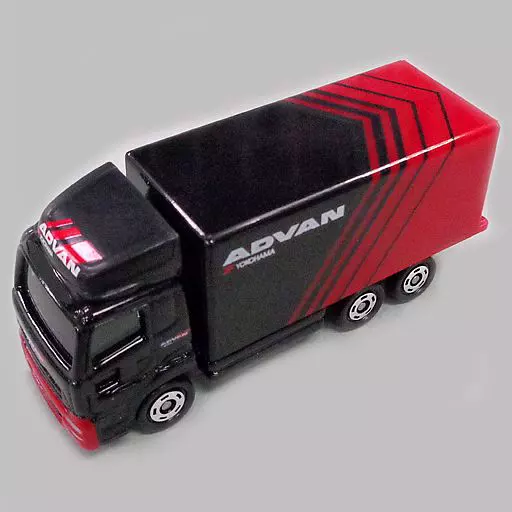 ミニカー　日産 ディーゼル クオン ADVAN仕様車(ブラック×レッド) 「トミカくじXII お仕事大図鑑」