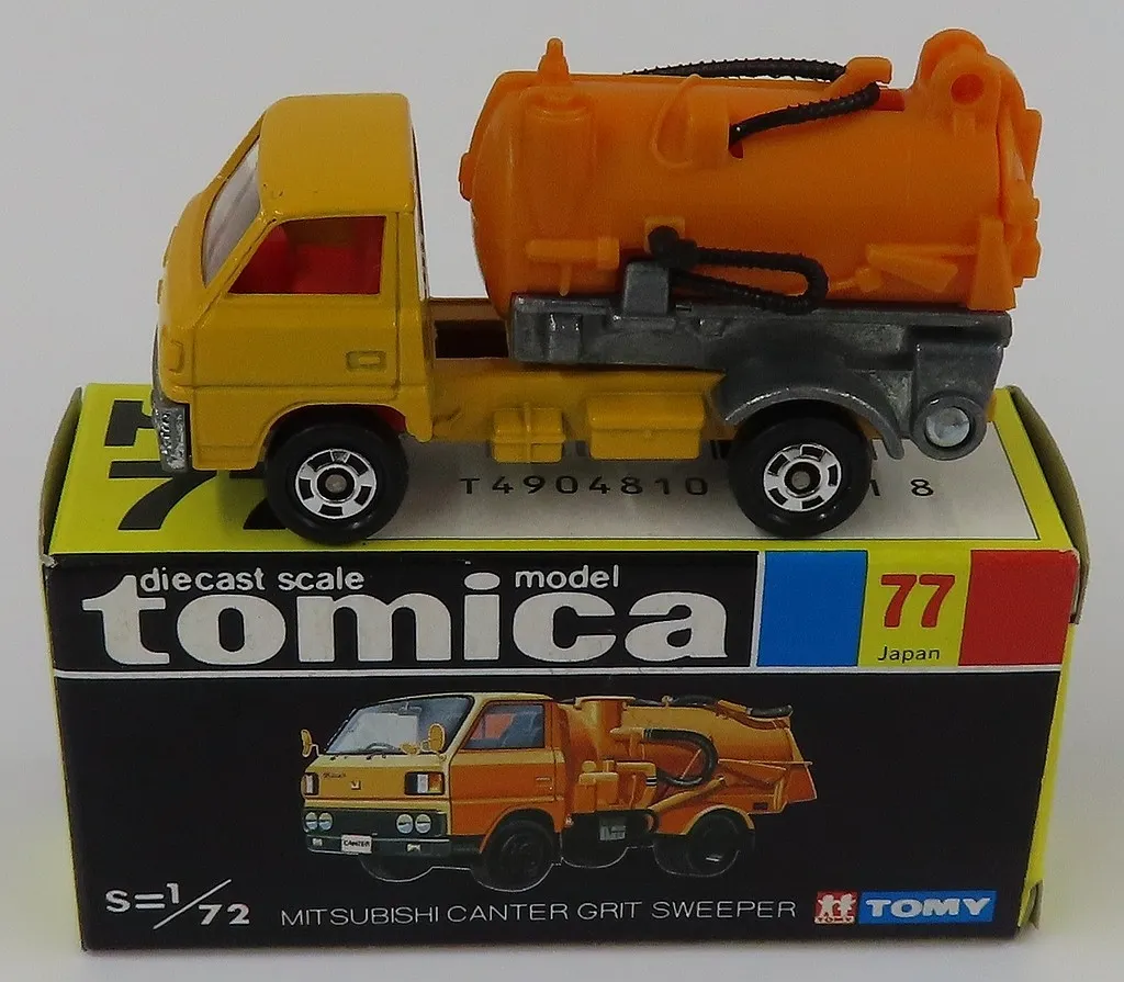1/72 三菱 キャンター グリットスイーパ(イエロー×オレンジ/黒箱/日本製) 「トミカ No.77」 輸出仕様