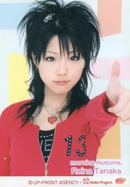 駿河屋 -<中古>田中れいな(モーニング娘。)/赤衣装 ステッカー