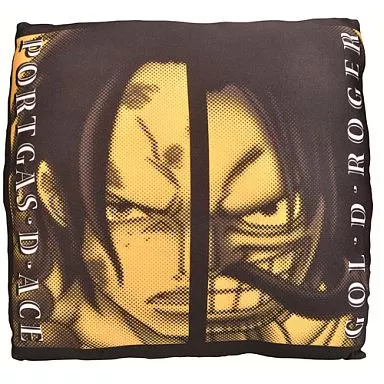 未使用❗ONE PIECE エース ×ロジャー クッション 一番くじ ワンピース 駿河屋 -<中古>ロジャー＆エース クッション 「一番くじ ワンピース