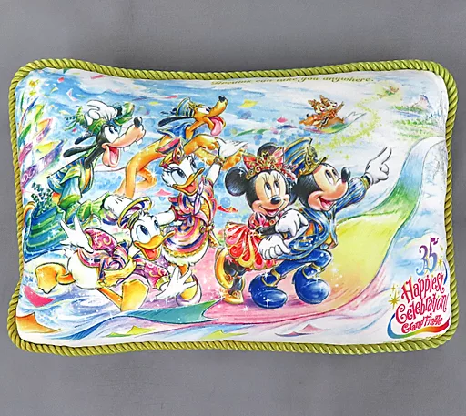 ディズニー35周年グランドフィナーレ クッション 駿河屋 -<中古>メインビジュアル(グランドフィナーレ) クッション