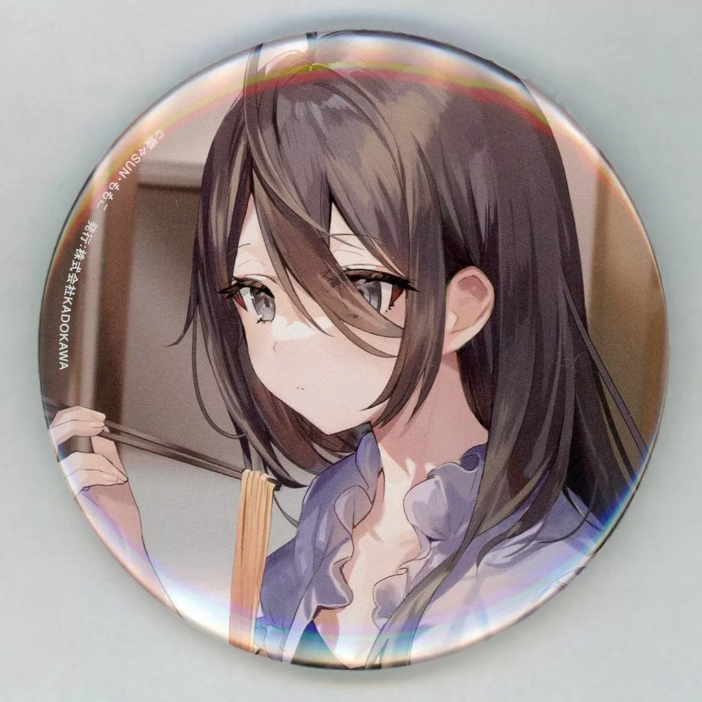 君嶋綾乃 缶バッジ 「くじ引き堂 時々ボソッとロシア語でデレる隣のアーリャさん オンラインくじ 第2弾」 D-8賞