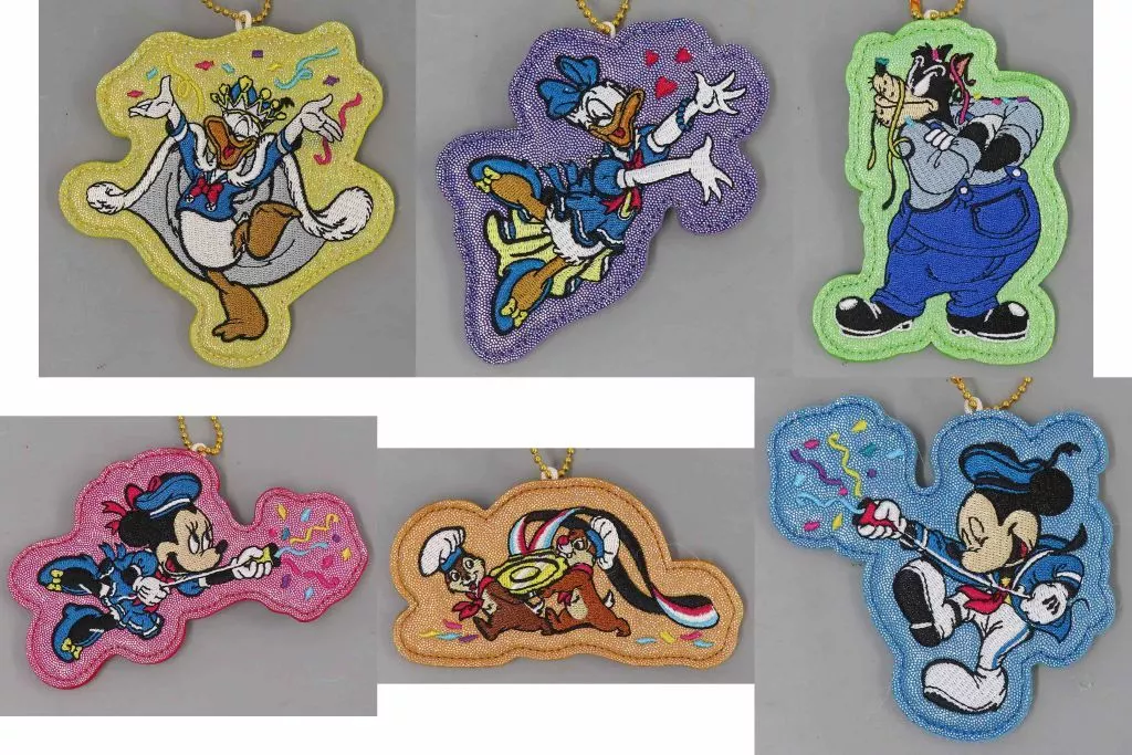 Disney ドナルドダック ワッペンバッジ 全6種 コンプリート