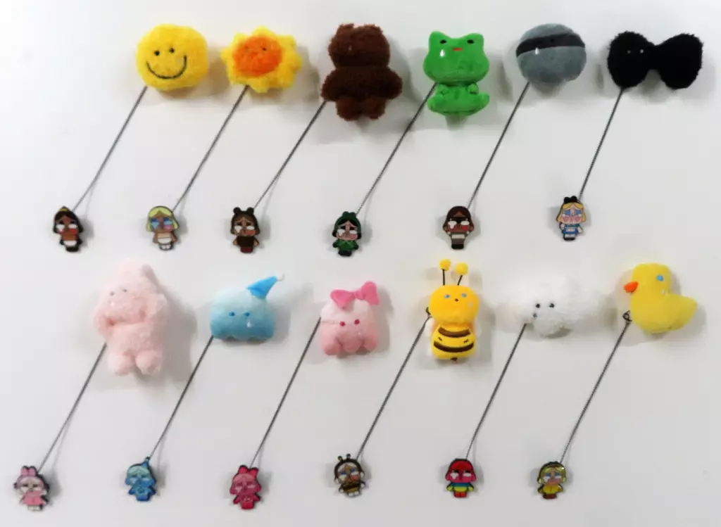 バッジ・ビンズ　全12種セット 「POPMART CRYBABY Crying Again シリーズ バッジ」