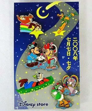 希少レア　ディズニーストア　七夕　ピンズ　ピンバッチ　2008年製 Disney 希少・激レア】限定300点 ディズニーストア ピンバッジ 2008 - メルカリ