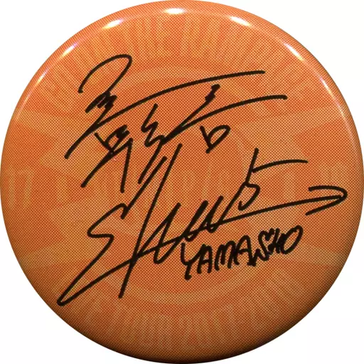 山本彰吾 直筆サイン入り 缶バッチ 駿河屋 -<中古>山本彰吾(プリントサイン) 缶バッジ 「THE RAMPAGE LIVE