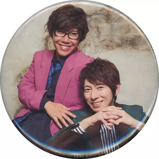 羽多野渉＆佐藤拓也(ジャケット/座り/羽多野渉前) 番組缶バッジ vol.2 「羽多野渉・佐藤拓也のScat Babys Show!!」」