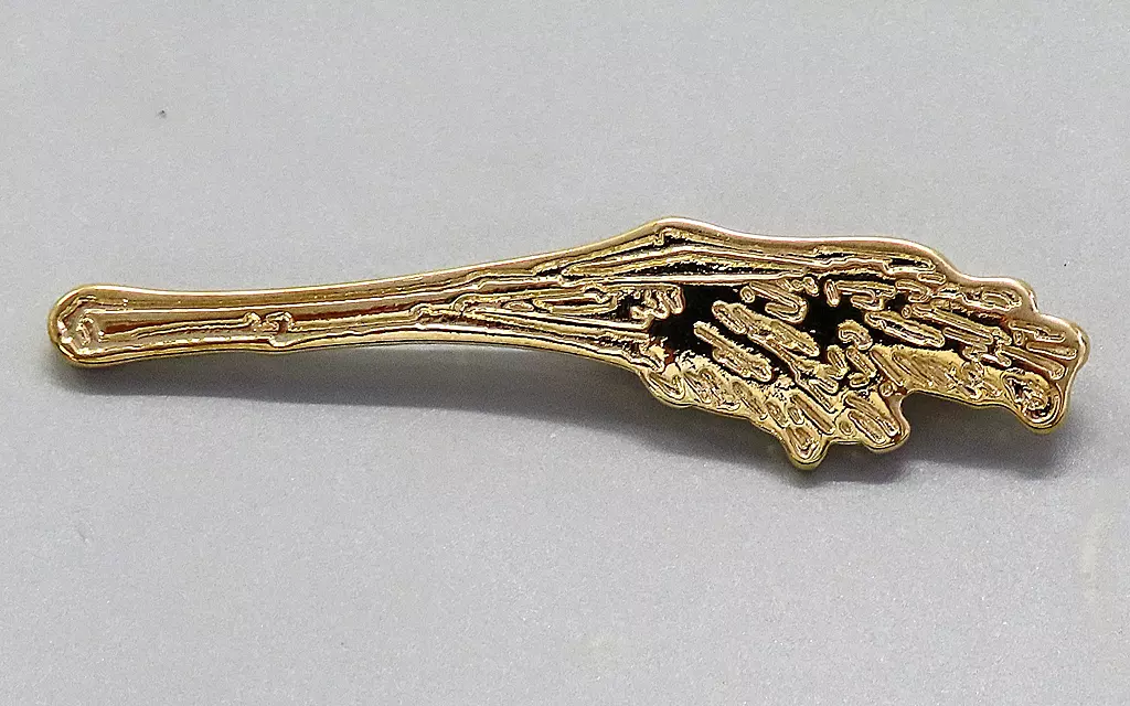 呪術廻戦展 葦を啣む ブローチ 1点 駿河屋 -<中古>葦を啣む ブローチ 「芥見下々 呪術廻戦展」（リスト