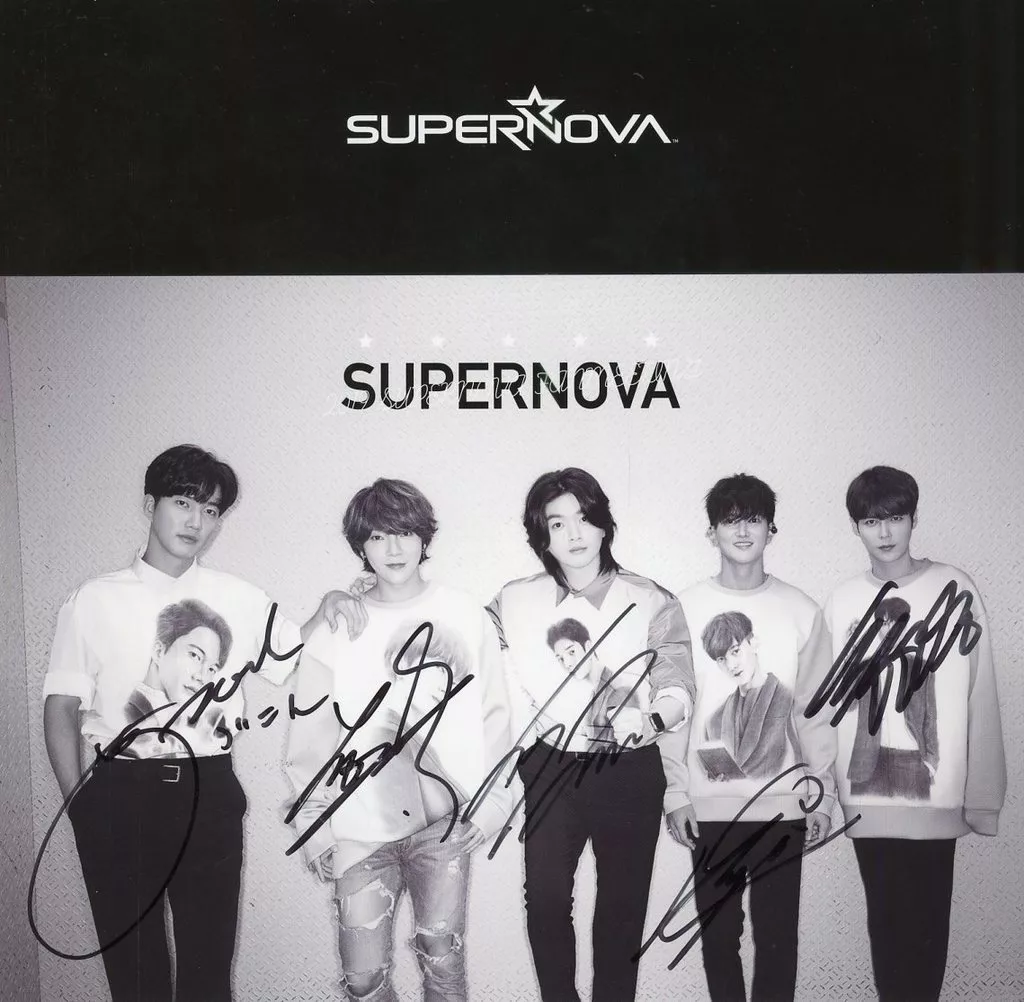 紙製品　SUPERNOVA メンバー全員直筆サイン入りジャケット 「DVD 2019 LIVE TOUR『SUPERNOVA-03』～10th～/2019 SUPERNOVA FANMEETING『☆博10』」 発売記念ネットサイン会 特典