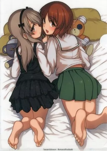 【ガールズ&パンツァー】A4クリアファイル 西住みほ&島田愛里寿(桂井よしあき) C90/バス停シャワー