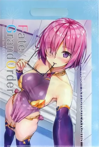 【Fate シリーズ】クリアファイルバッグ マシュ・キリエライト(小龍) COMIC1☆15/KOTATSU ROOM