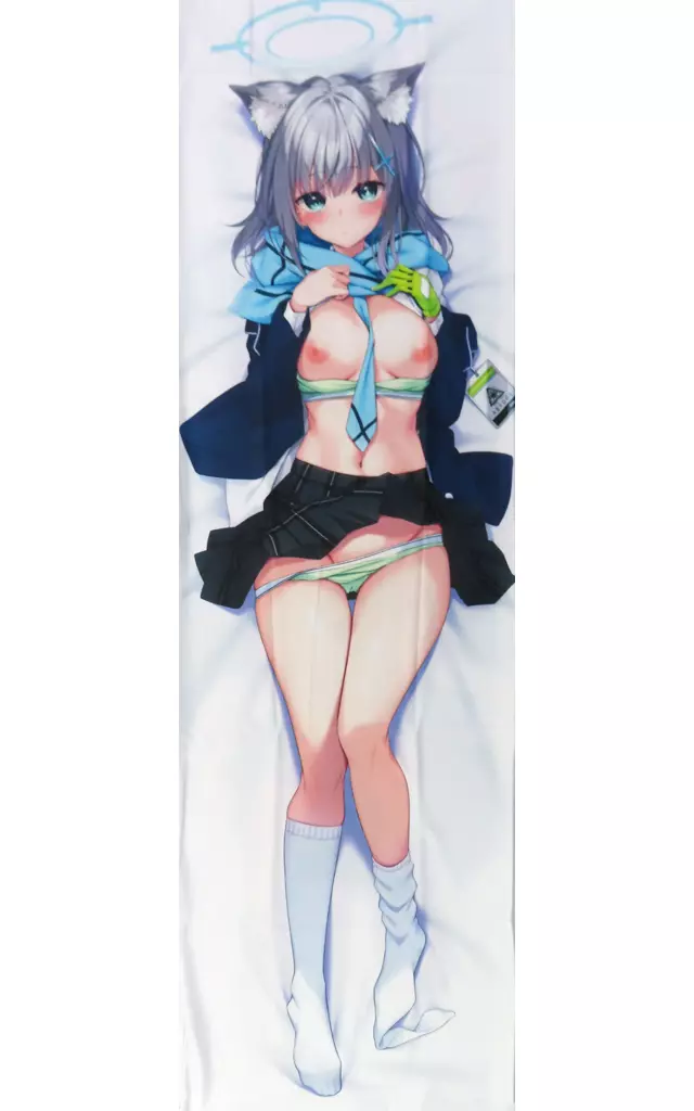 【ブルーアーカイブ】抱き枕カバー 砂狼シロコ(瀬奈茅冬) /ルネッパンツ