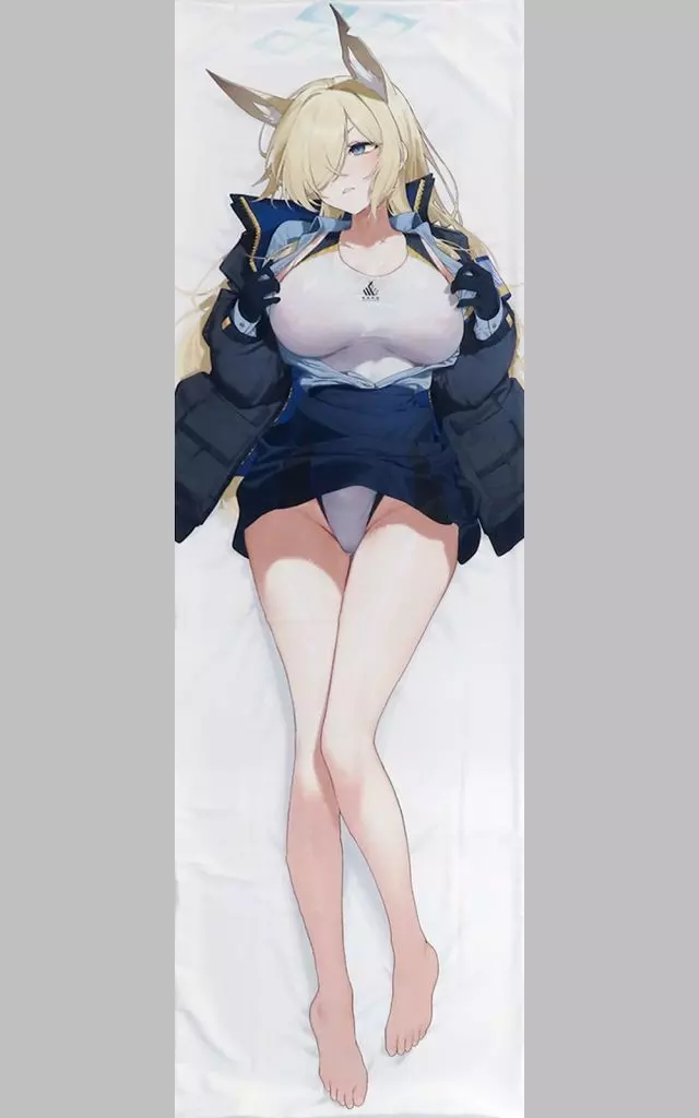 【ブルーアーカイブ】抱き枕カバー 尾刃カンナ(柴あや) C105/しばのしっぽ