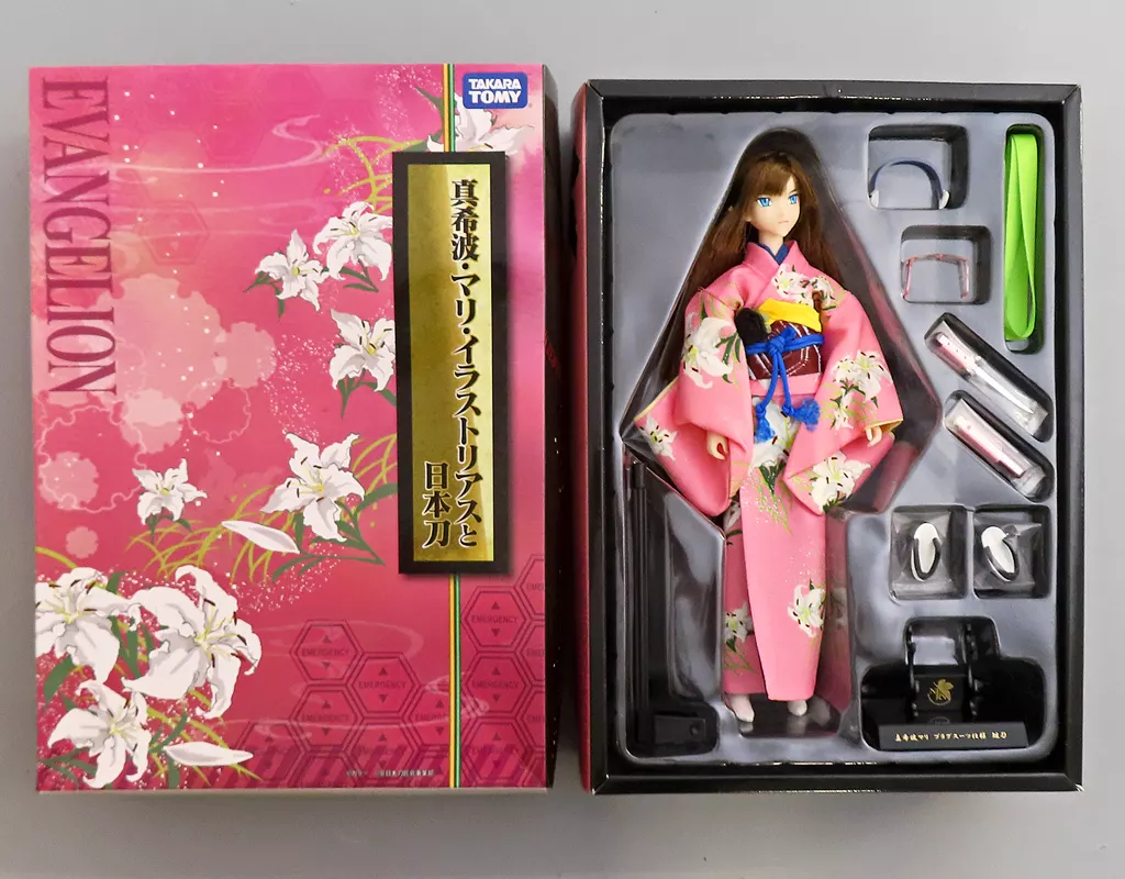 真希波・マリ・イラストリアスと日本刀 「ヱヴァンゲリヲンと日本刀展」 究極の和ドール