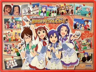 [ラミネート加工済] 春香＆千早＆あずさ＆律子(赤) 紙製ランチョンマット 「アイドルマスター シャイニーフェスタカフェ」 グッドスマイル×カラオケの鉄人カフェ限定