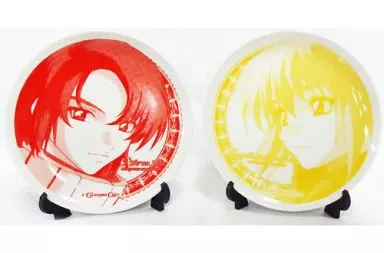 アスラン・ザラ&カガリ・ユラ・アスハ SEED絵皿セット(2枚組) 「機動戦士ガンダムSEED×ガンダムカフェ」 機動戦士ガンダムSEEDフェア限定