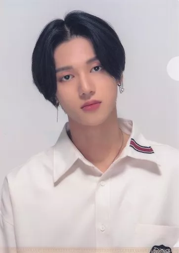 駿河屋 - 【買取】ジョン・ウヨン A4クリアファイル 「ATEEZ ZERO