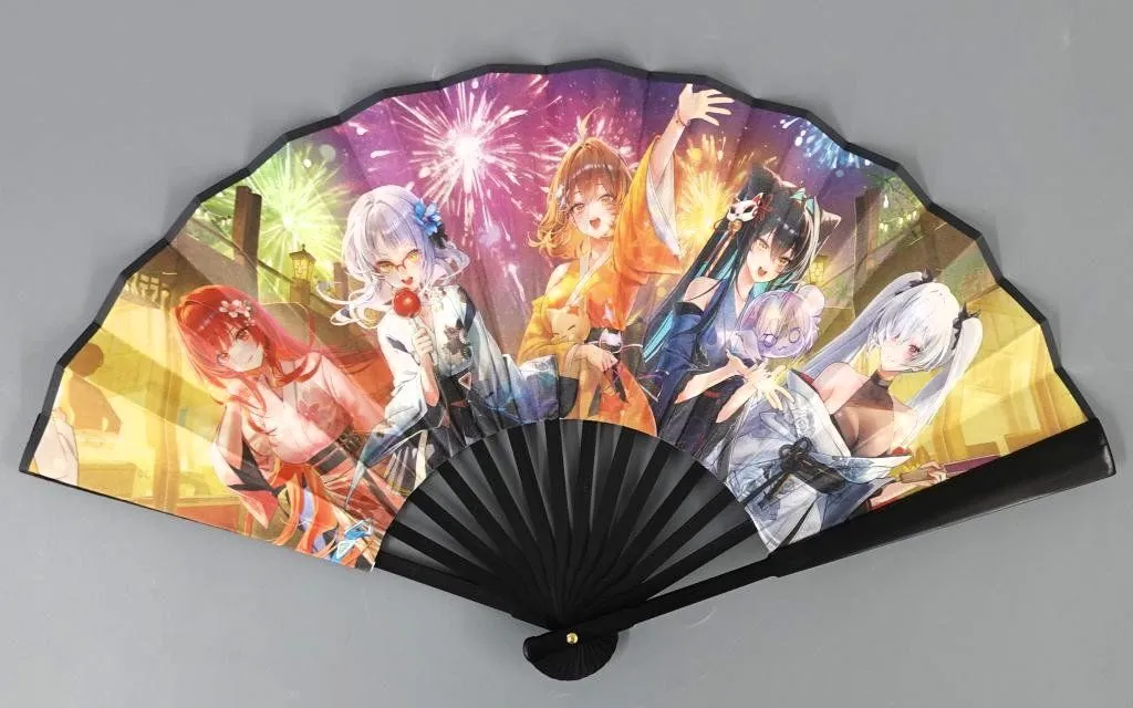 勝利の女神 NIKKE C108 公式 扇子　会場限定 駿河屋 -<中古>集合(浴衣) 扇子 「勝利の女神：NIKKE」 C108会場限定