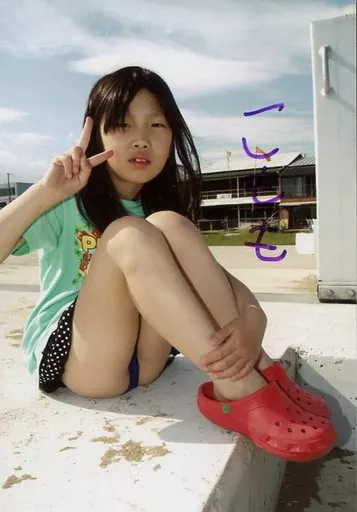 こもも　ジュニアアイドル ヌード 