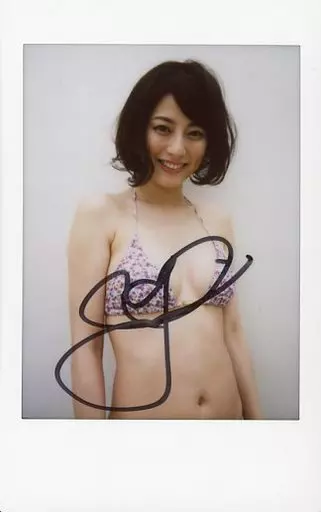 駿河屋 -<中古>杉本有美/直筆サイン入り・上半身・水着紫・花柄/「deep