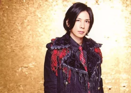 駿河屋 - 【買取】ROOT FIVE/蛇足/横型・上半身・衣装黒・赤・背景金