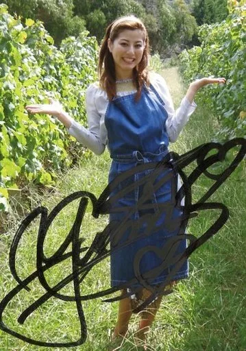 駿河屋 -<中古>☆杉本有美/直筆サイン入り・全身・衣装青・白
