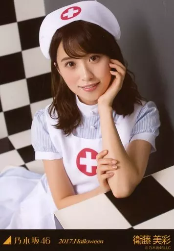 バラ売り可】衛藤美彩 生写真 セミコンプ 紅白衣装1