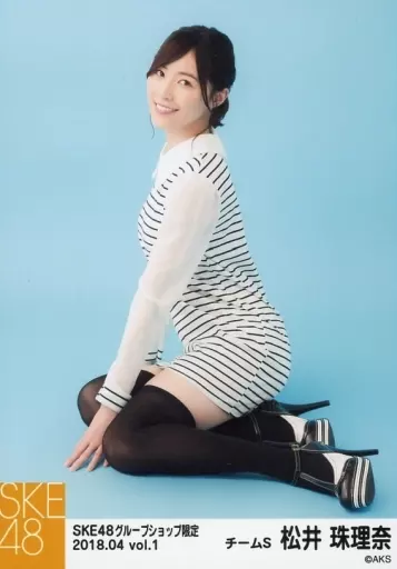 駿河屋 -<中古>松井珠理奈/座り・ニーハイ/SKE48 2018年4月度