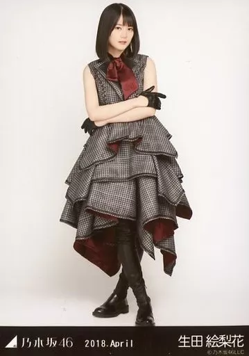 【激レア】乃木坂46 生田絵梨花 生写真 スペシャル衣装 コンプ 額縁衣装 乃木坂46生田絵梨花2nd写真集はNY撮影、初のランジェリーショットに