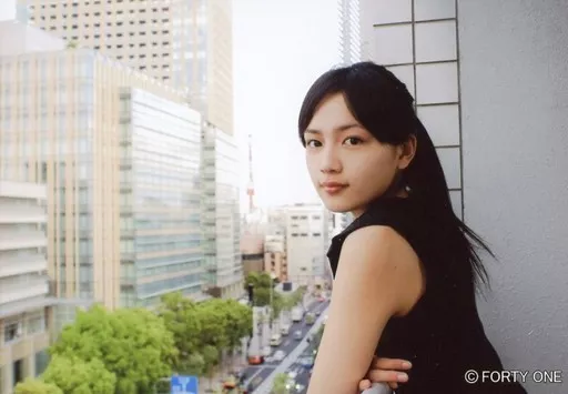 Qoo10特集 「April Style with川口春奈」OPEN 「JUST RELAX