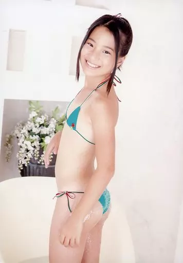 ジュニアアイドル 中村早希 