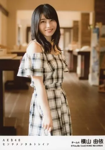 AKB48　横山由依 生写真付き　新品未開封　UZA　劇場盤　廃盤　レア[CD] AKB48 横山由依 生写真付き 新品未開封 UZA 劇場盤 廃盤 レア[CD